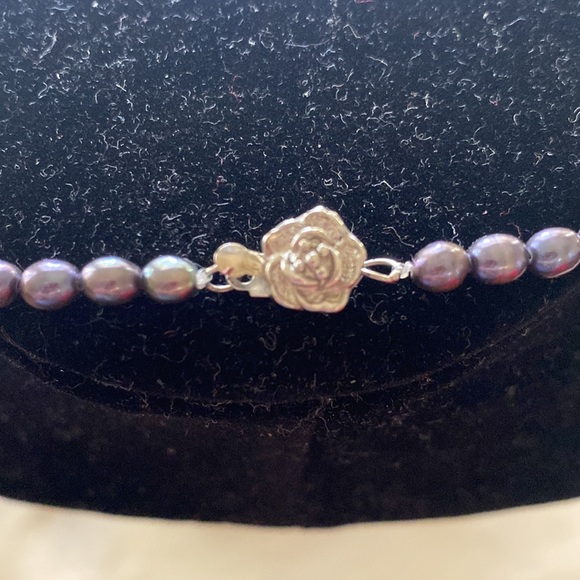 NWOT.  Artisan sterling silver green labradorite pendant with cultured pearls. - Picture 4 of 4